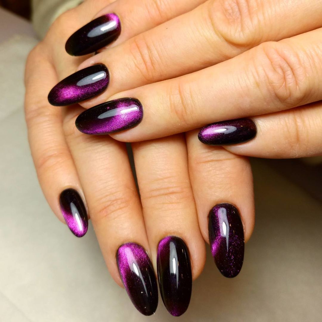 фиолетовая втирка на ногтях дизайн