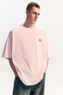 Футболка oversize с маленькой вышивкой befree