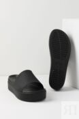 Пантолеты-шлепанцы Crocs фото 4