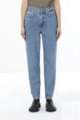 Джинсы зауженного кроя Guess Jeans фото 1