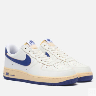 Кроссовки Nike Wmns Air Force 1 '07, цвет белый, размер 42.5 EU