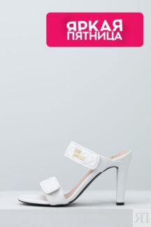 Босоножки кожаные на каблуке Love Moschino