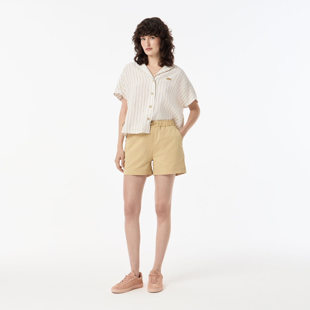 Женские короткие однотонные шорты Lacoste фото 1